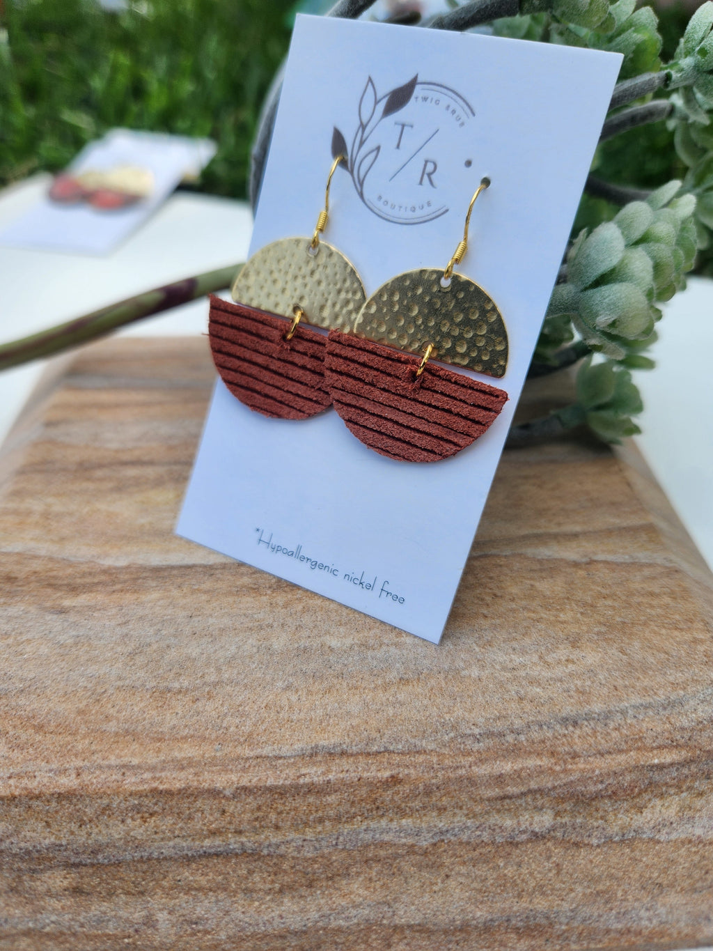 Rowan| Hammered brass and leather earring