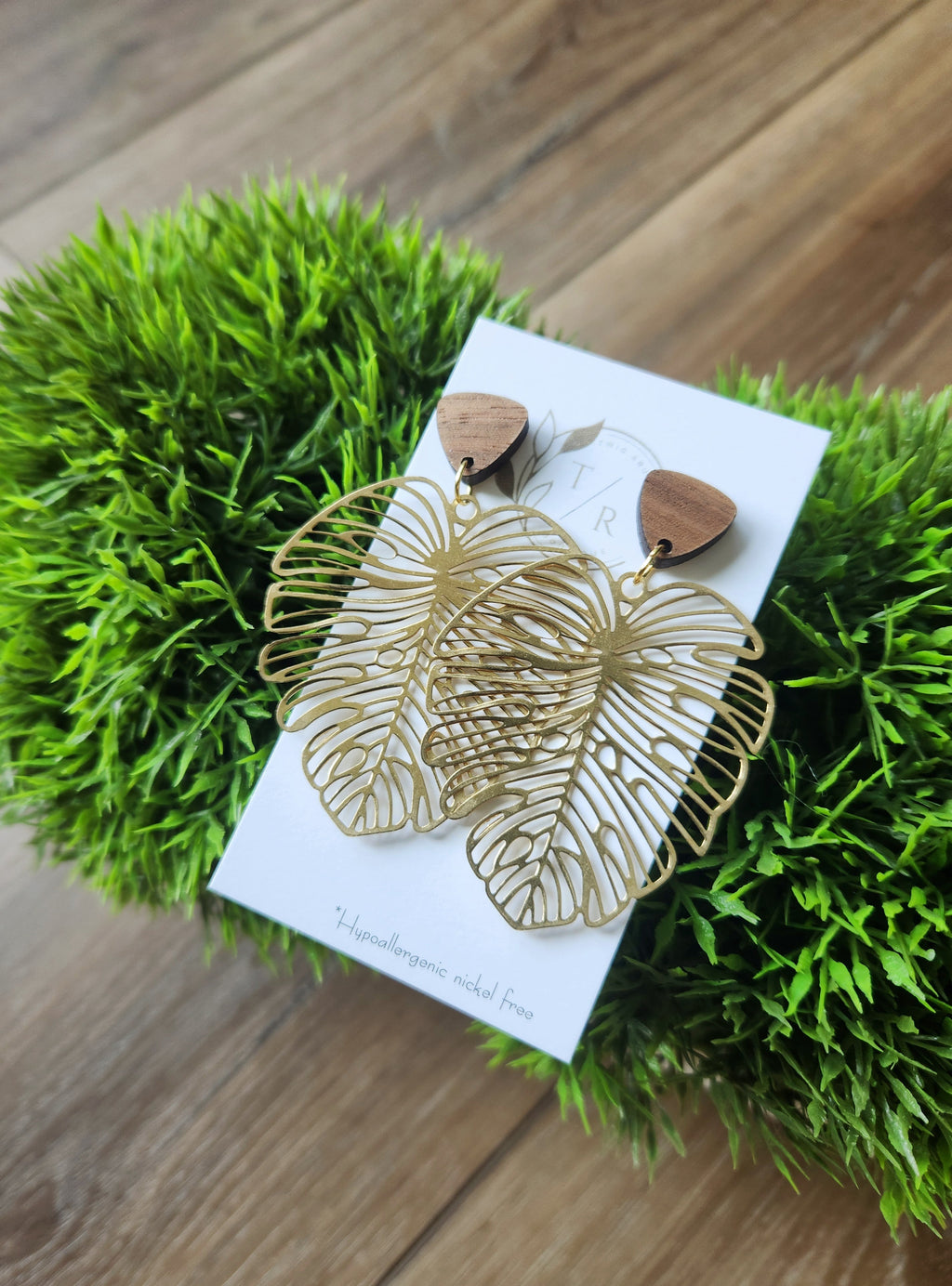 Monstera earring