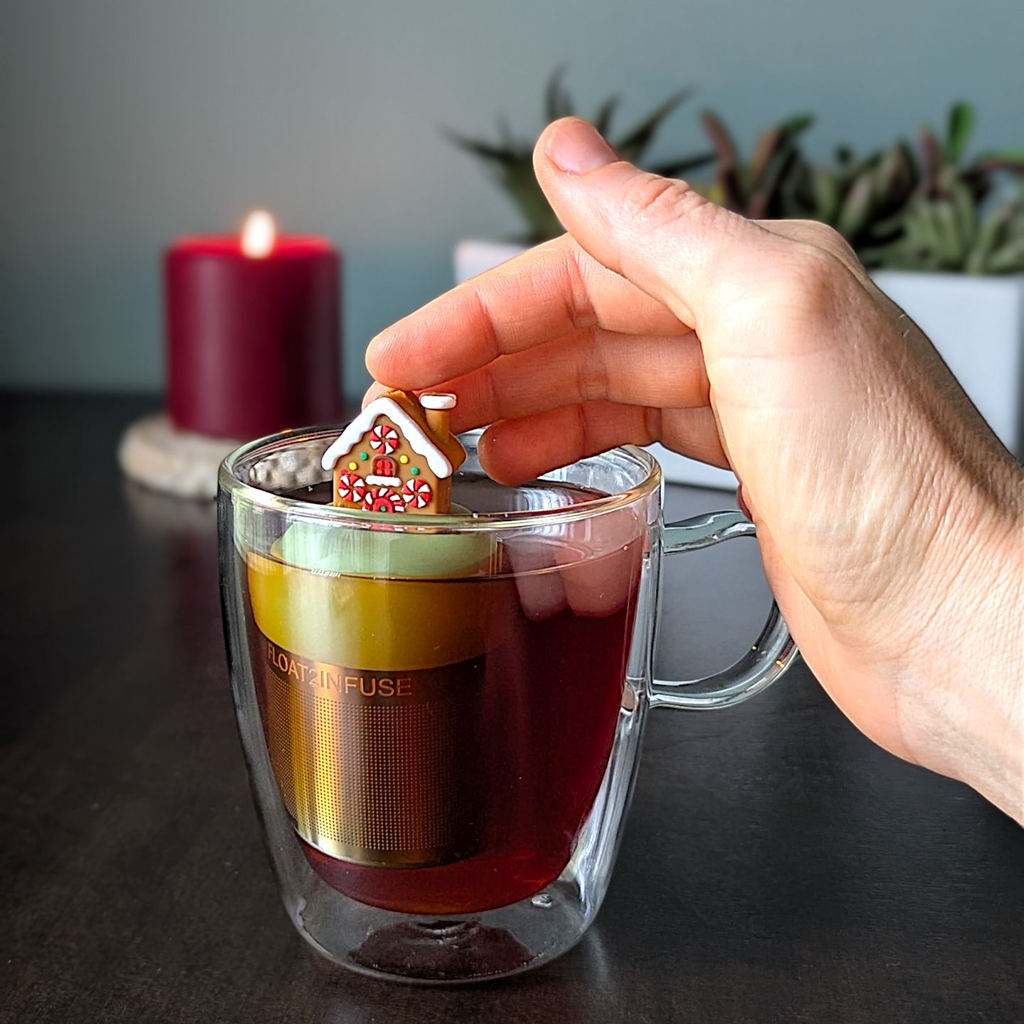Gingerbread House Floating Tea Steeper