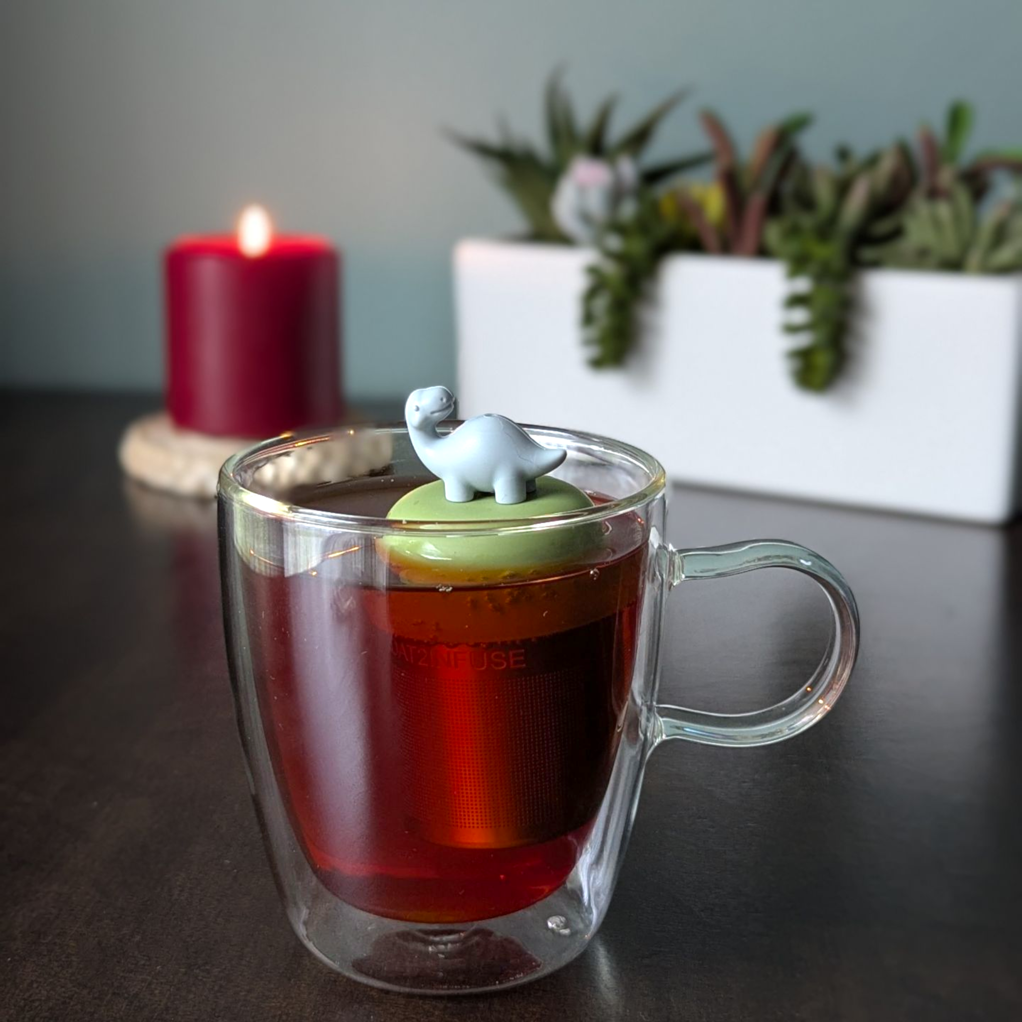Brachiosaurus Dino Floating Tea Steeper
