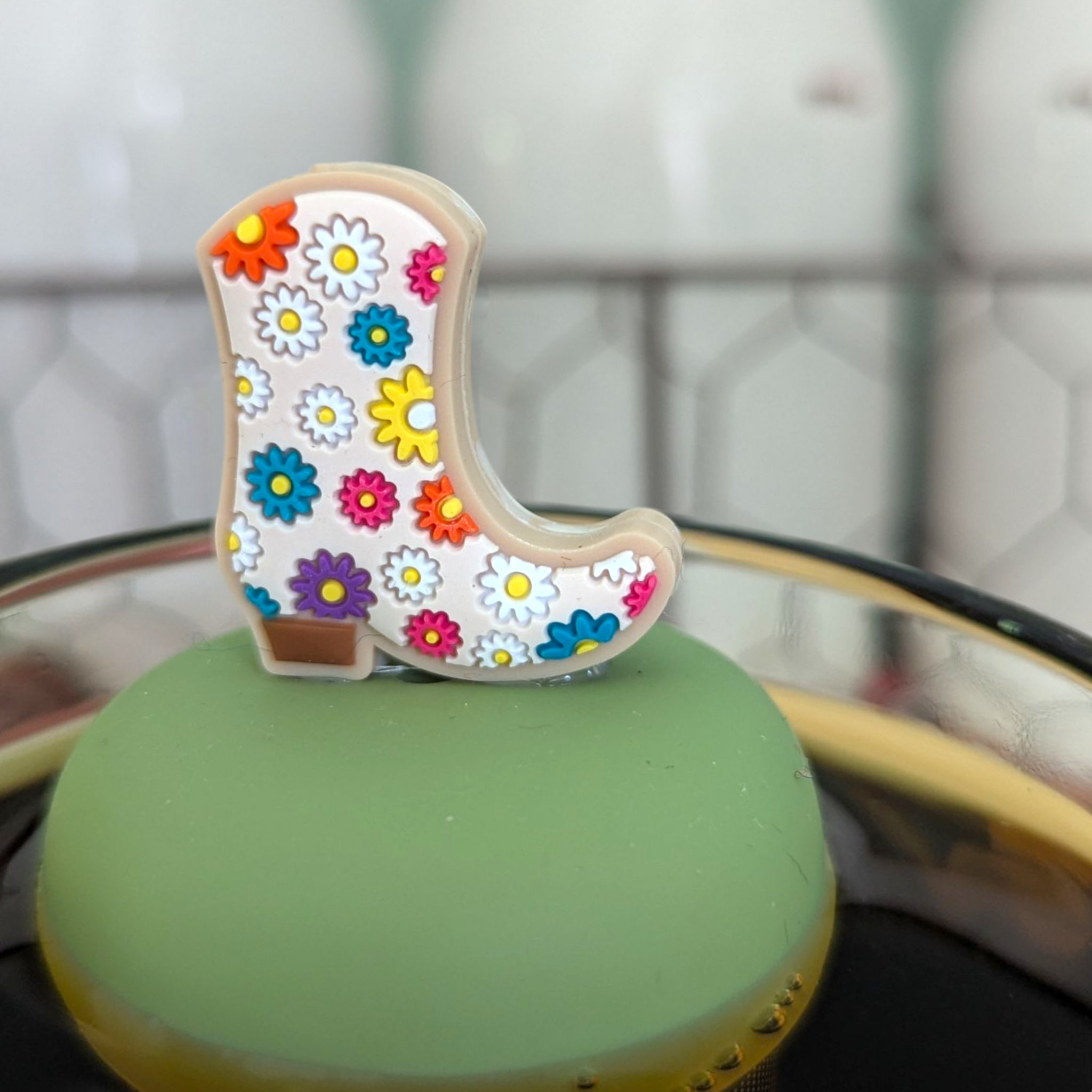Flower Cowboy Boot Floating Tea Steeper